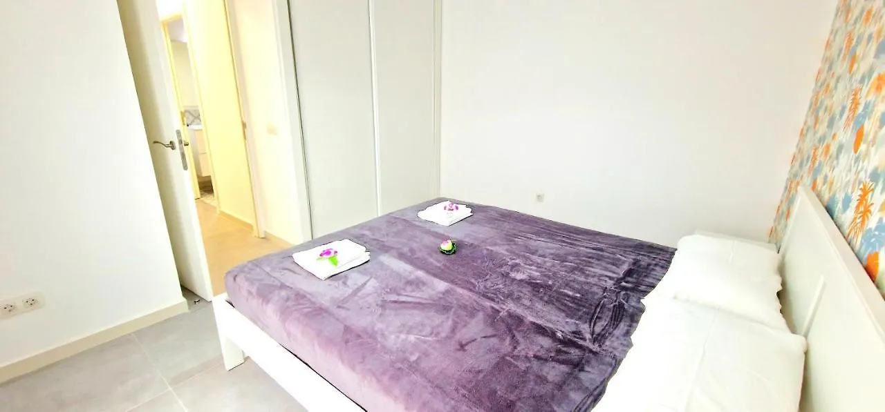 Guía de Isora Apartamentos Playa San Juan & Wifi Free דירה Guía de Isora