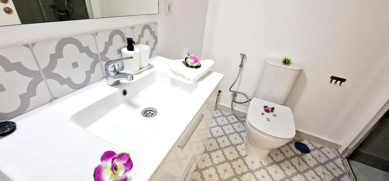 Guía de Isora Apartamentos Playa San Juan & Wifi Free ספרד
